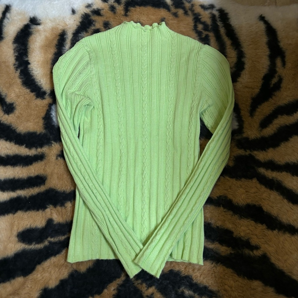 Light green ribbed sweater